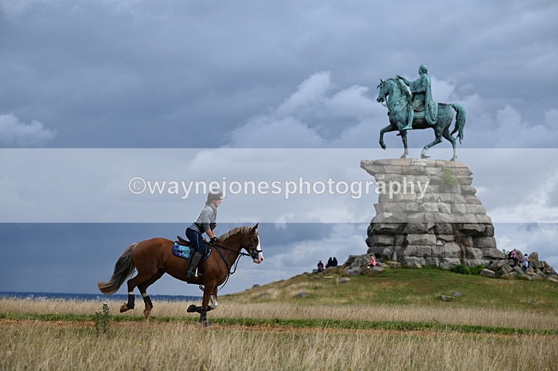 DSC_4575 - Time at Statue 09:50 to 11:09