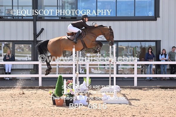 BPP_6816 - CLASS 13 FRI HOYS Talent Seeker Qualifier Inc 7 Year Old Horse Championship Qualifier