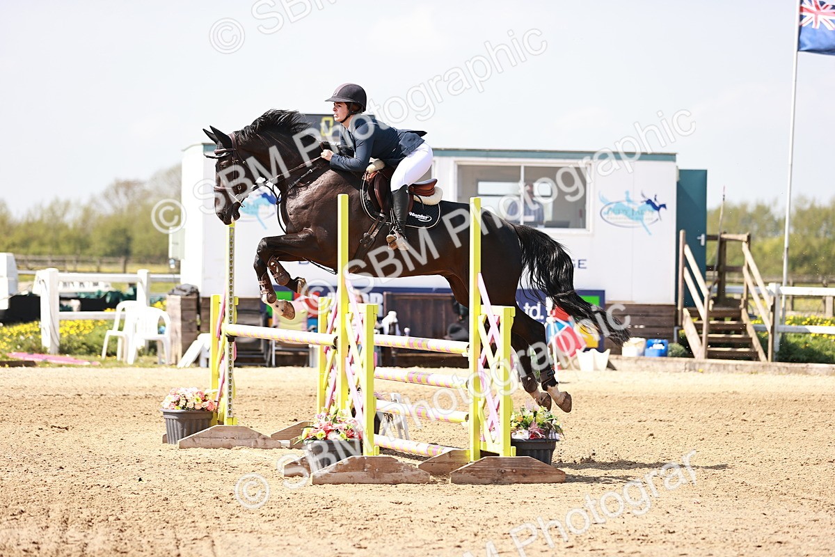  - Class 23 - Senior 1.05m