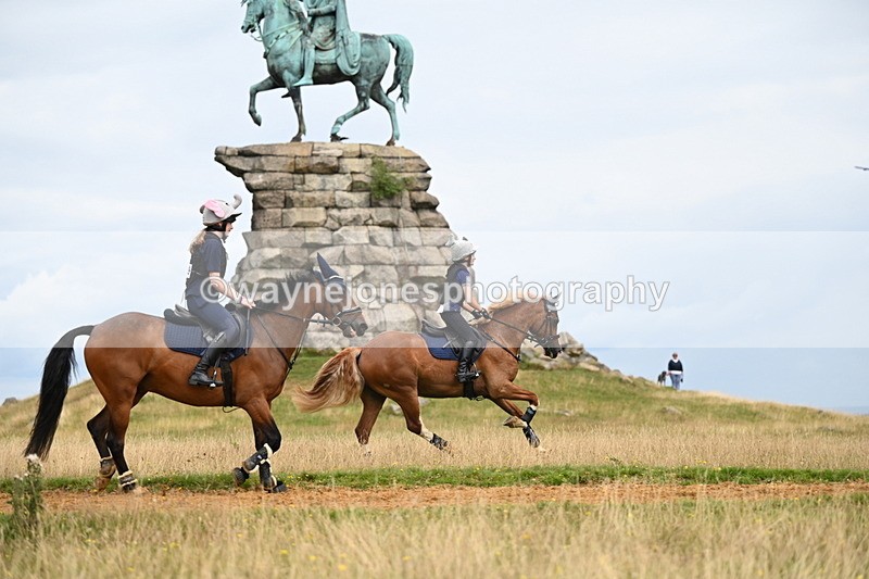 DSC_6058 - Time at Statue 12:17 to 12:44
