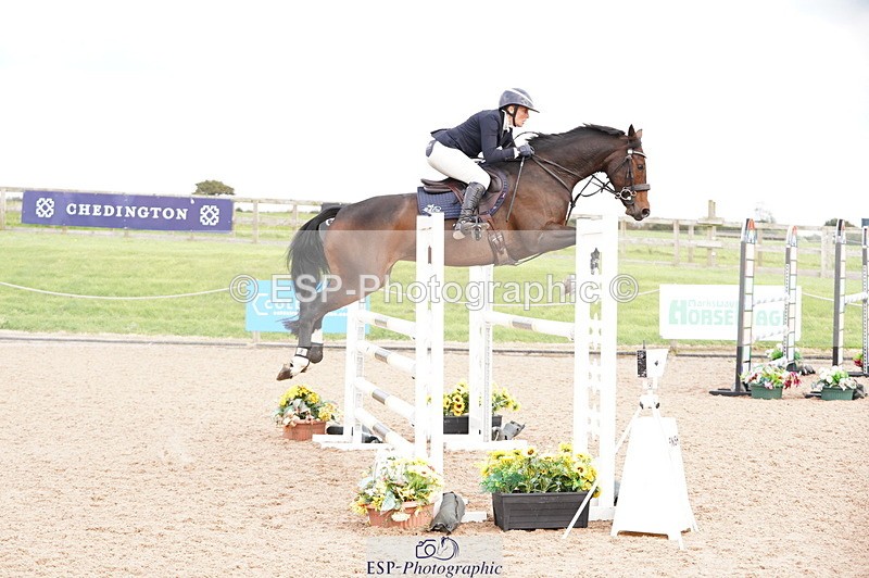 241004A-145010-00818 - Fri 04 Snr Fox & 1.20m Open