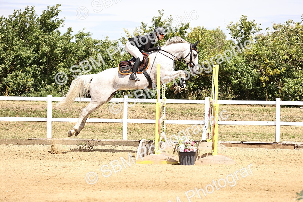 SBM_010349 - Class 9 - Senior Foxhunter - 1.20m Open