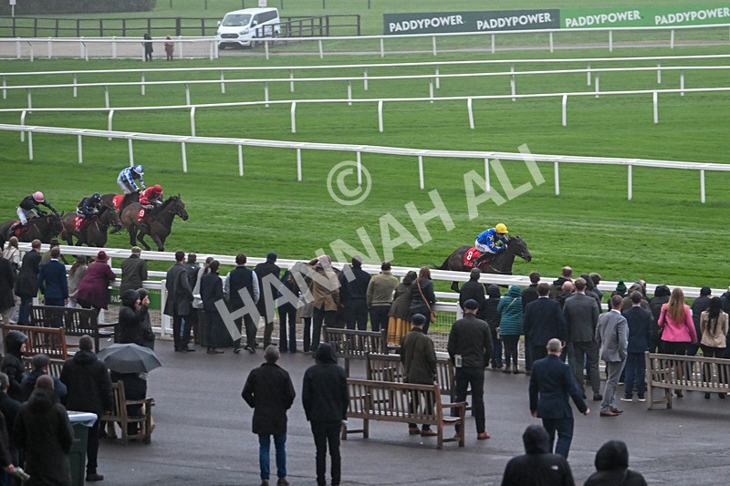 161124-Race 7-Seo Linn-2057 - Race 7