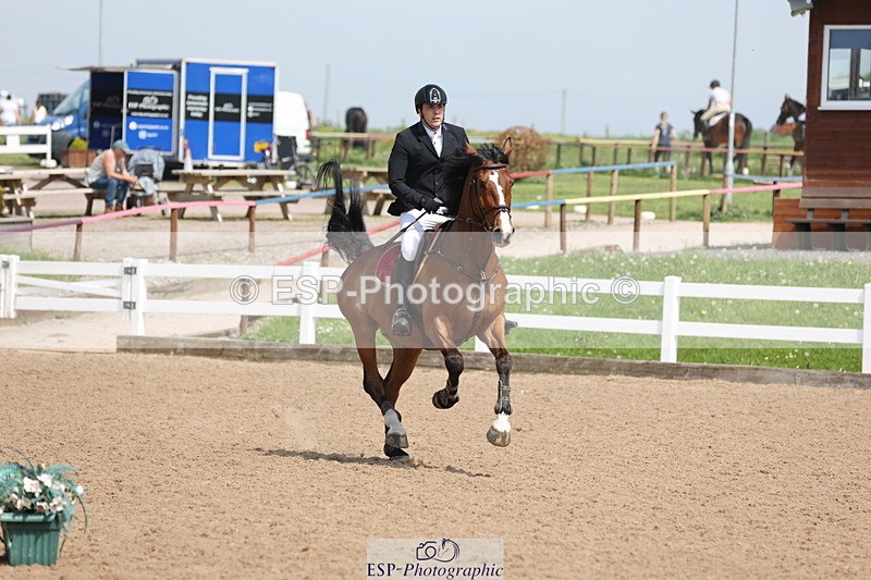 240510A-141904-07571 - Cls 17 1.05m National Am Quali