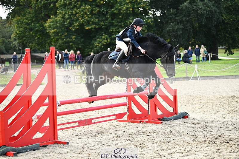 251004A-162630-02064 - Classes 10 & 11 80cm