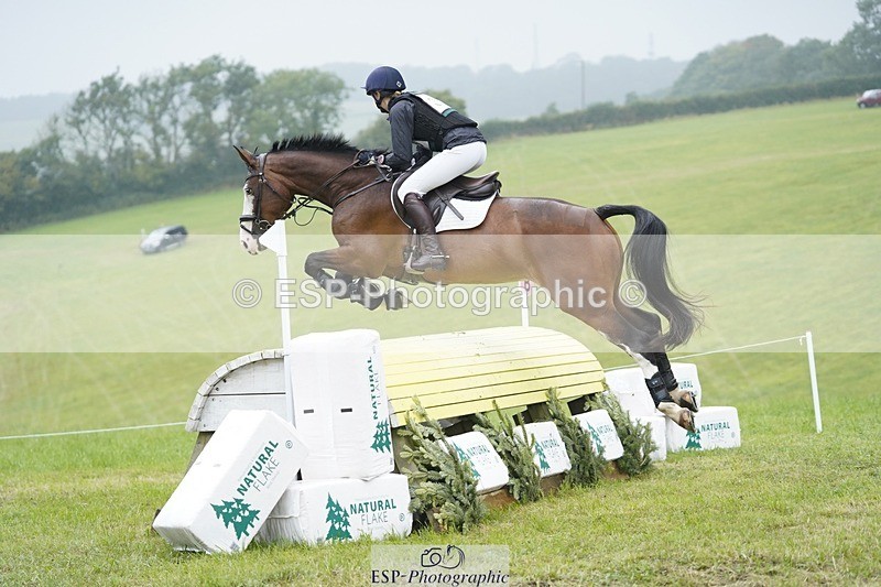 240901A-105752-05891 - 359-Tilly.Conder-KINSALE.QUILANA.S