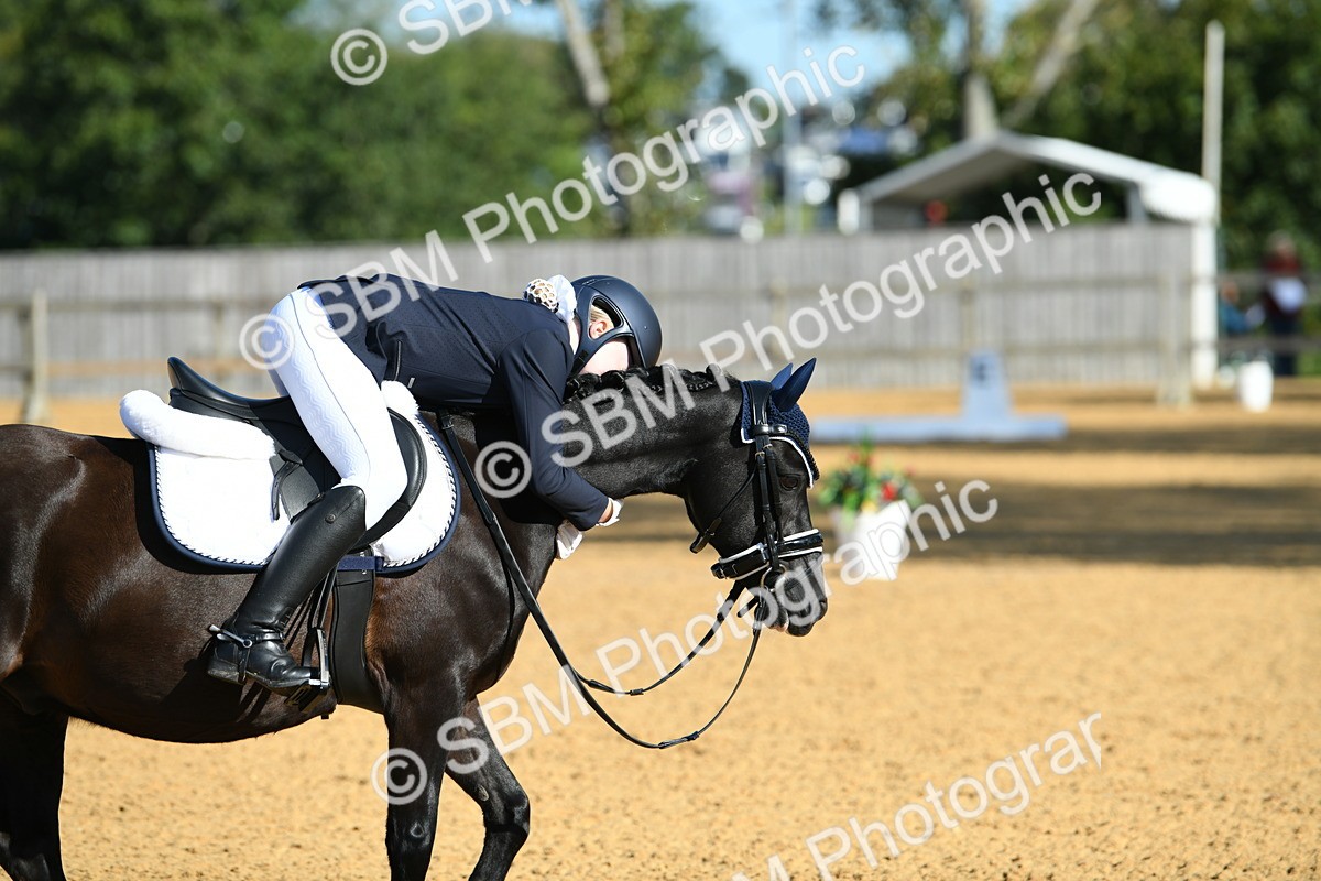 SBM_16349 - D4 - Small Tour Championship - Intro B