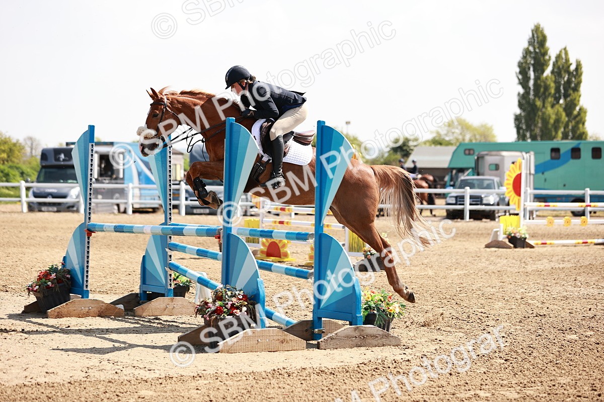  - Class 23 - Senior 1.05m