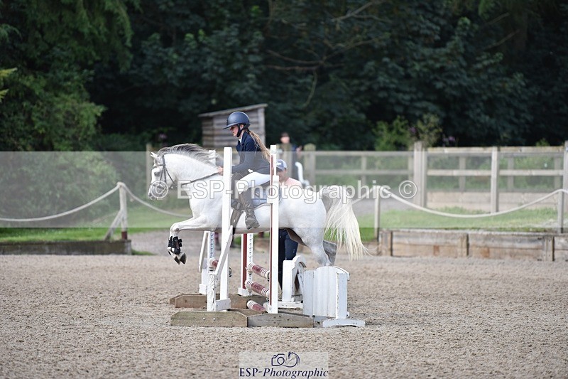 240802-094032-00636 - 60cm Round 1