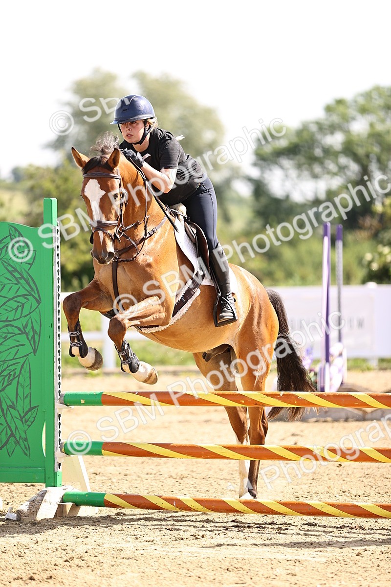 SBM_003595 - Class 8 - Clear Round