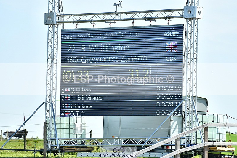 230720A-093714-01764 - Cls 1, 2 Star Small 1.30m