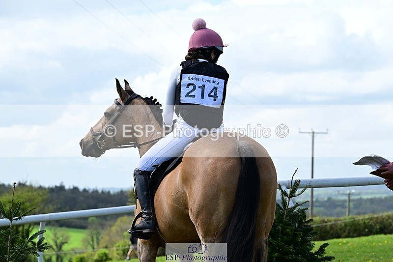 260418-133631-04632 - E-214-Fiona.Lewis