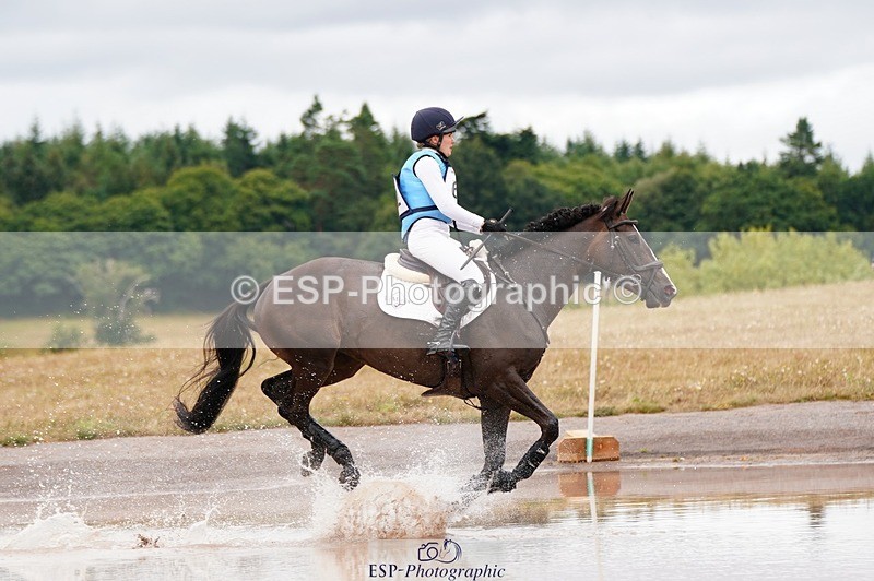 250803A-140556-15464 - O-692-Izzi.Kirk-OMIGOSH