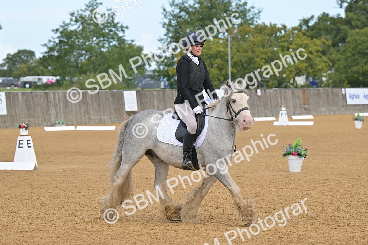 SBM_03731 - D2 - Small Tour Championship Intro 2