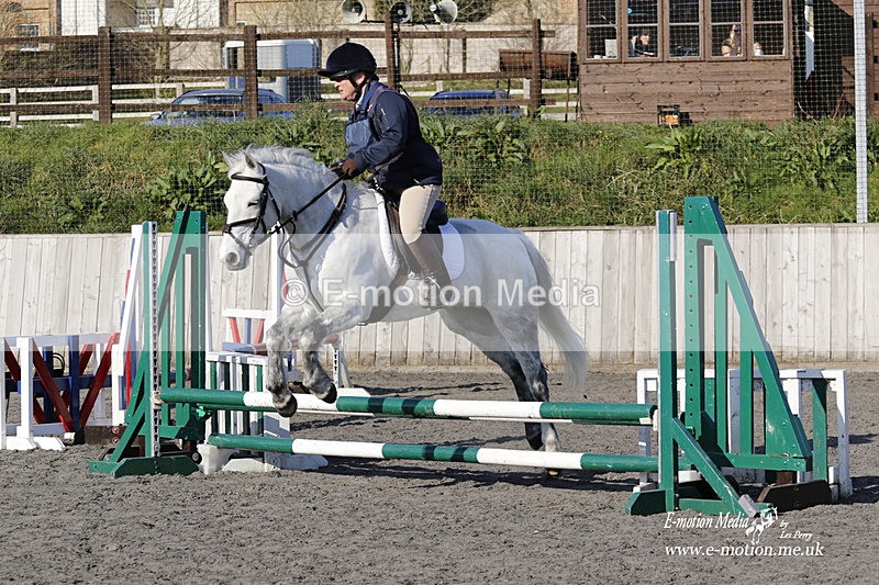 _EST0121 - Bourne Valley Riding Club Winter Showjumping 27/03/22
