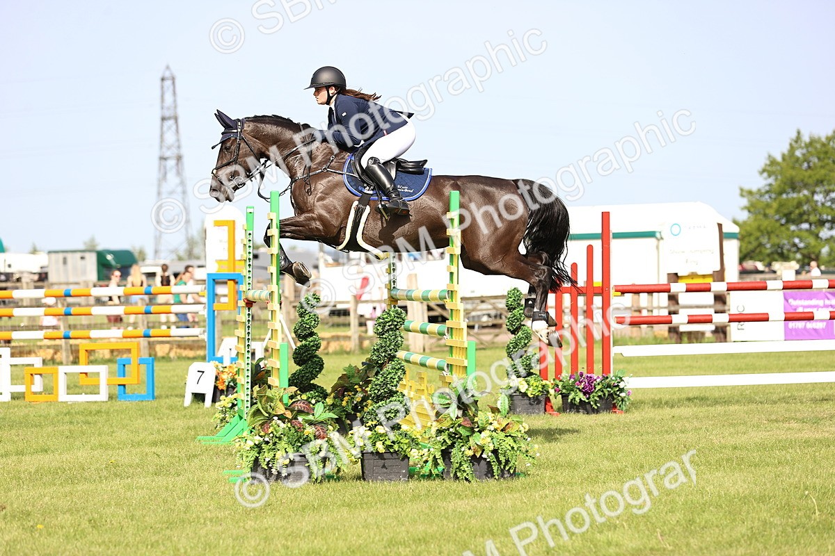 SBM_01336 - Class 200 - Martin Grant Homes Welcome Stakes 1.25m Open