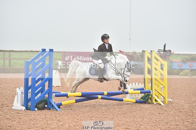 231118A-090056-00694 - Cls 16+17 Club and Schools 60cm