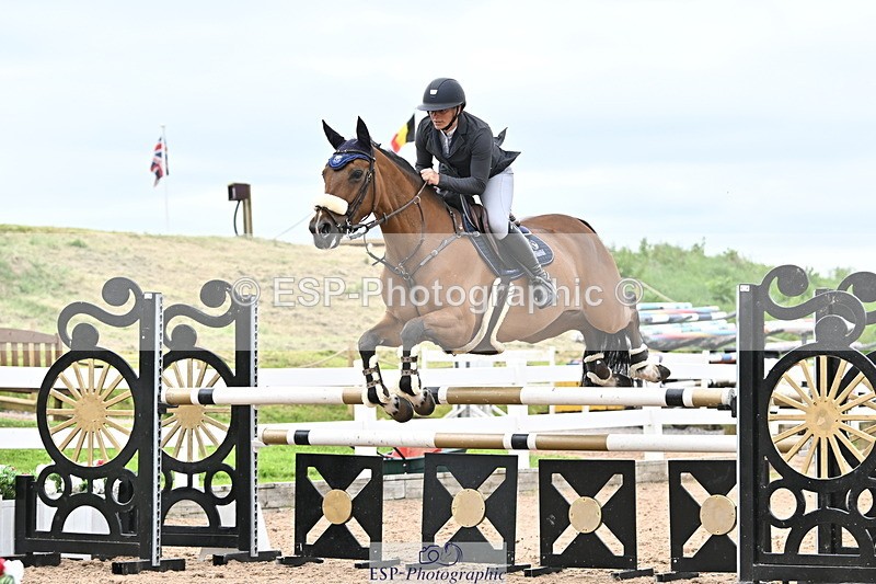 240523A-100430-01440 - Cls 1 Snr 1.05m and 1.10m