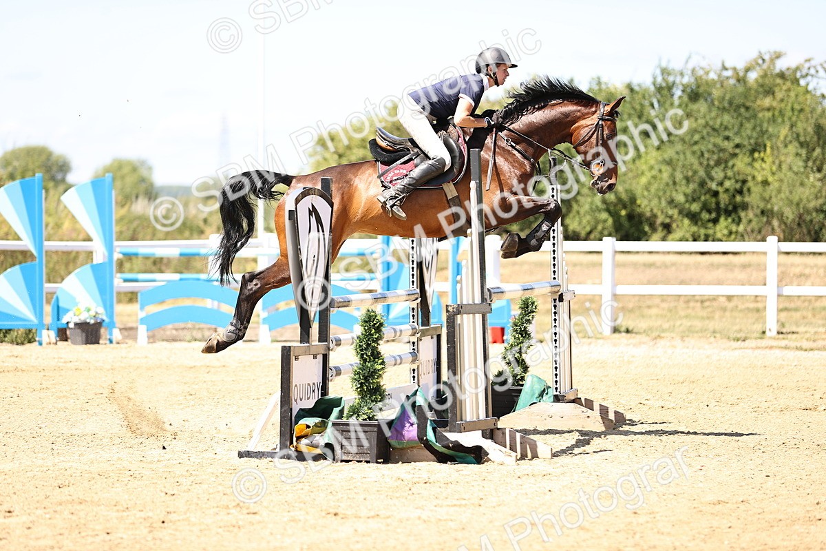 SBM_014765 - Class 15 - Senior Newcomers - 1.10m Open