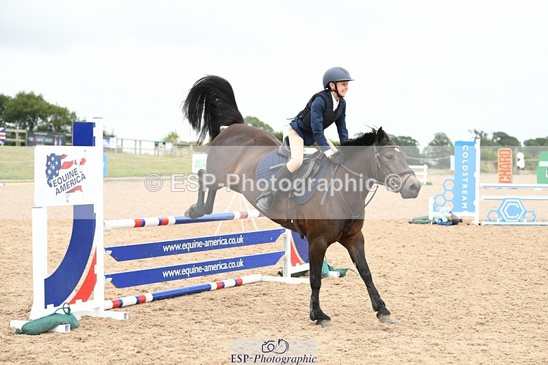 250807-112209-00621 - 90cm Round 1