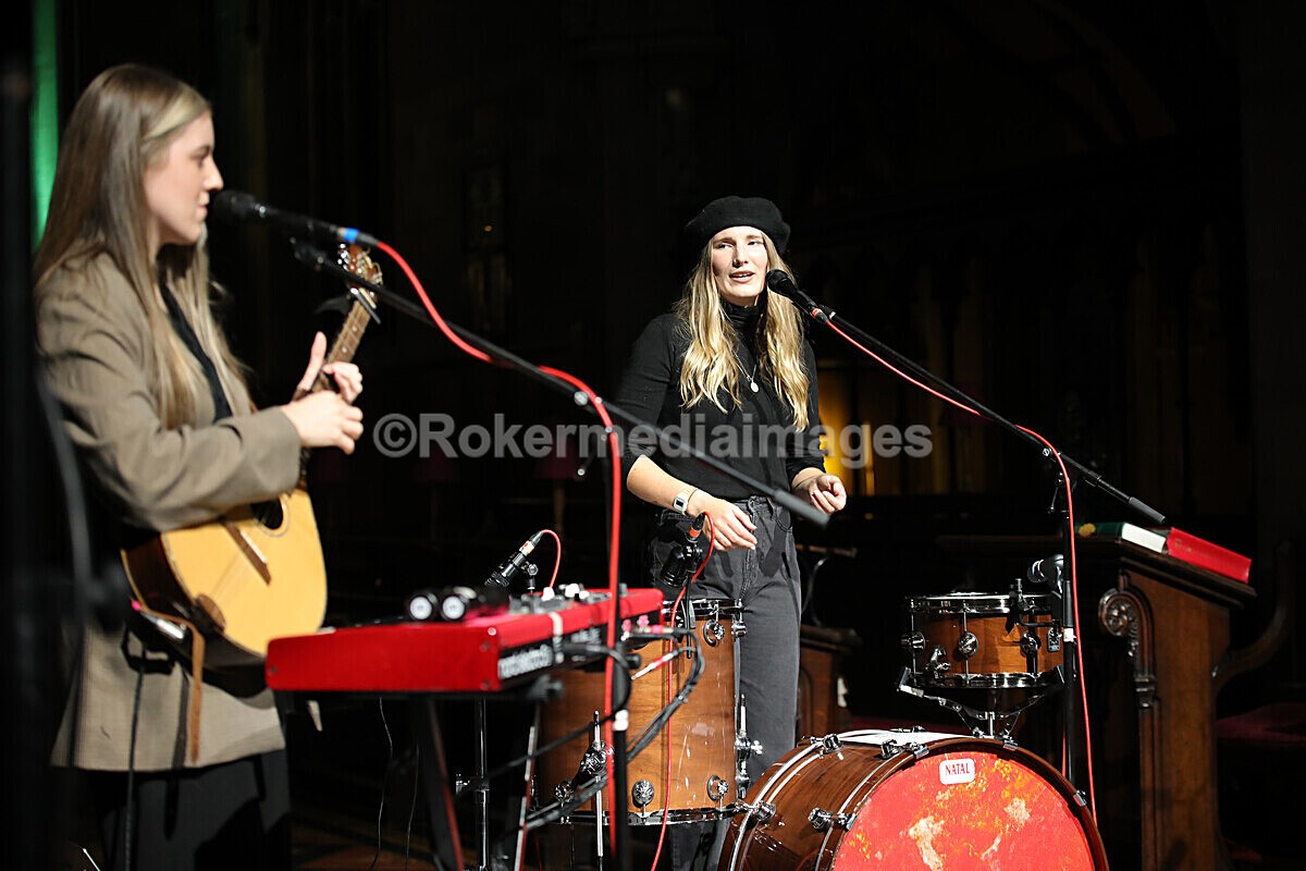 FOLK N BLUES-738 - FOLK and BLUES SEPT 2022