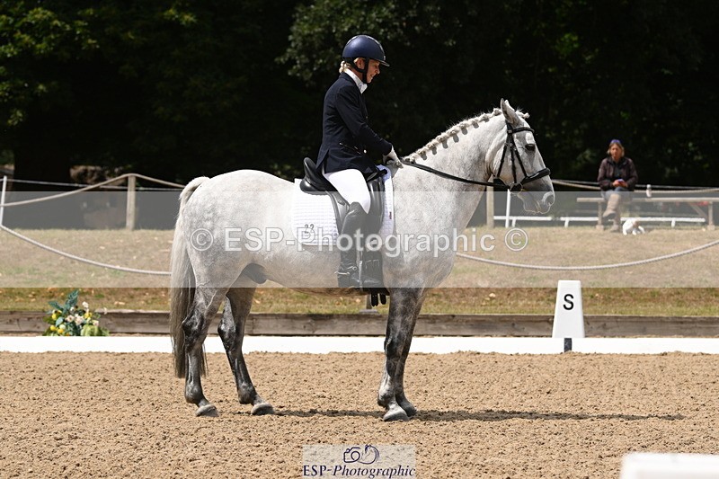 250720A-123348-10360 - 022-Vanessa.Capps-Catch.the.Moment