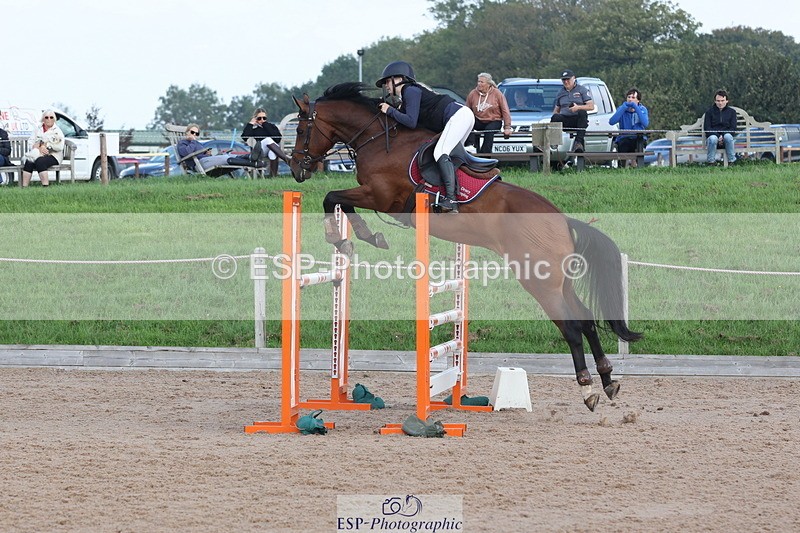 230915A-110244-01623 - Cls 2 Snr Foxhunter