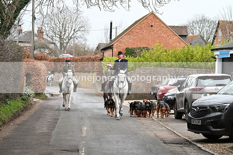 WJ7_1013 - Pub Corner