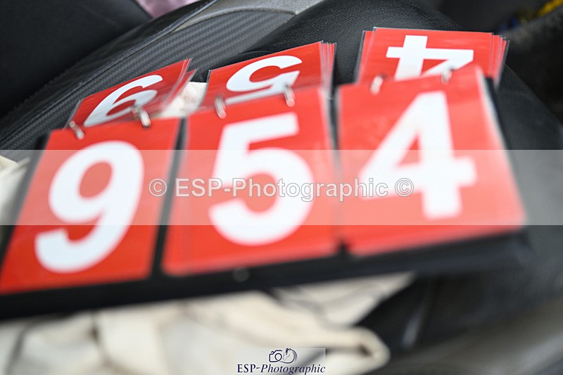 240825X-170814-37674 - 80cm XC 16.30 to 17.30