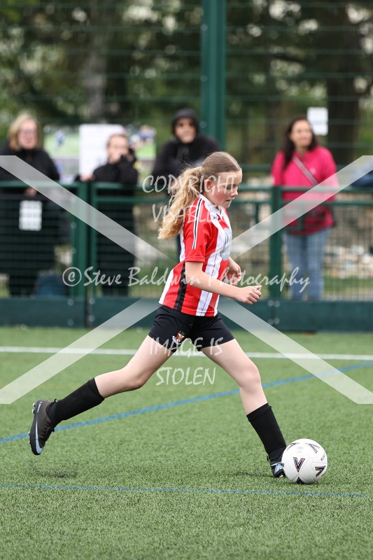 1DX31479 - Sat 6th U12 Girls
