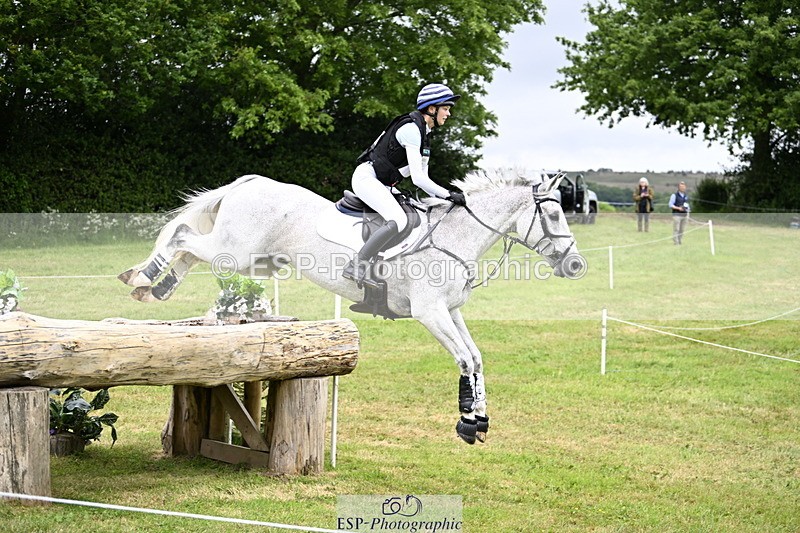 250524A-093353-08343 - A-003-Elizabeth.Barratt-BIG.BOSS.MELO