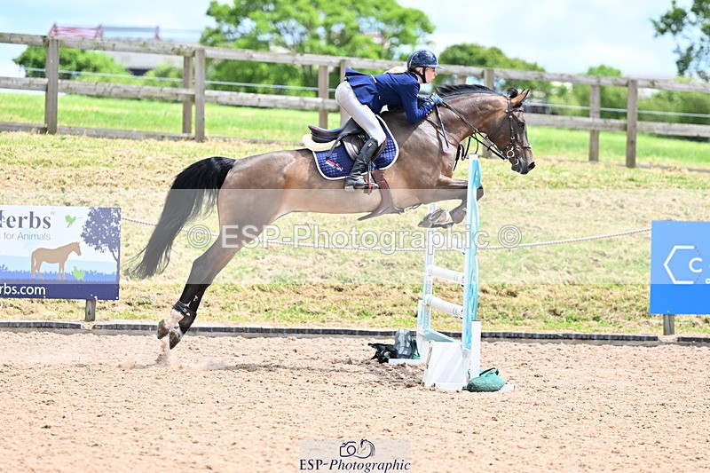 240608A-131550-02512 - Cls 4 Snr Newcomers and 1.10m Open