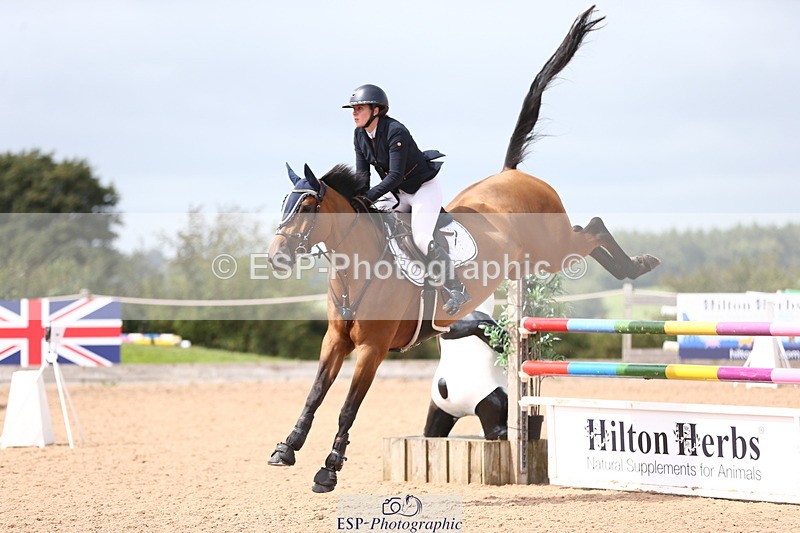 230812A-125825-09136 - Cls 33 1.20m Open