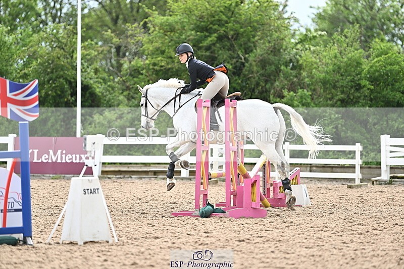 240514A-163504-00072 - 70cm