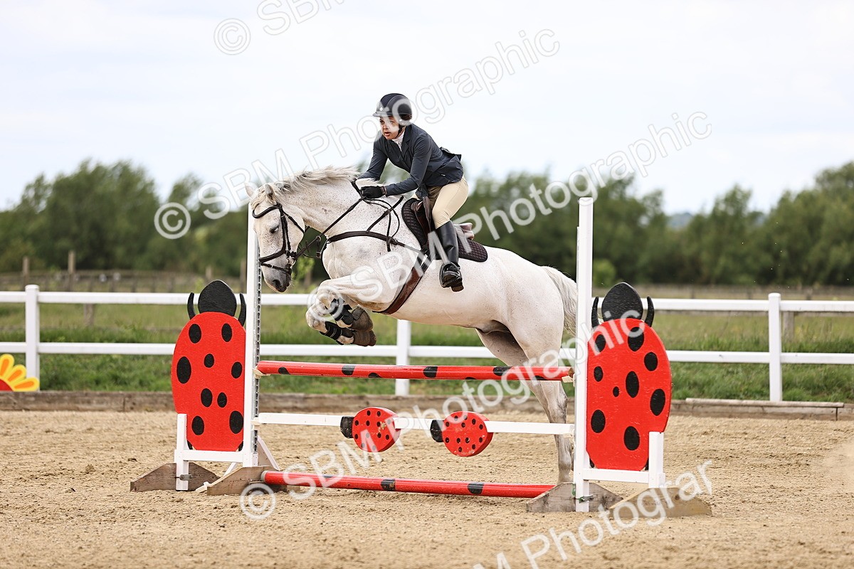 SBM_000011 - Class 3 - 90cm showjumping
