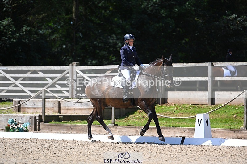 230811-120237-01148 - Cls 4 Adv Medium Silver