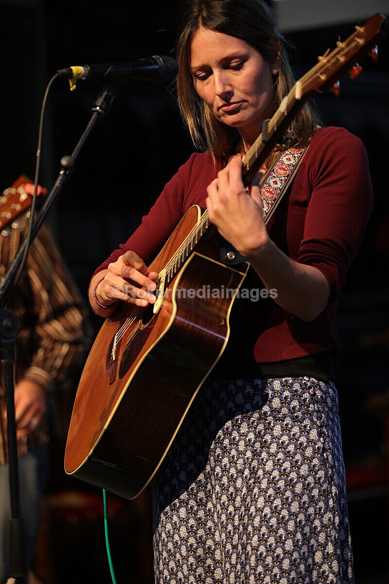 FOLK N BLUES-99 - FOLK and BLUES SEPT 2022