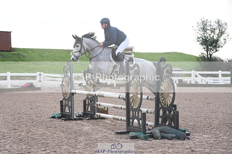 260201-095325-02915 - Cls 16 British Novice and 90cm