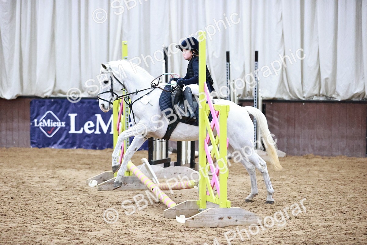 SBM_000220 - Class 1 - Cross Pole Jumping 30cm 40cm