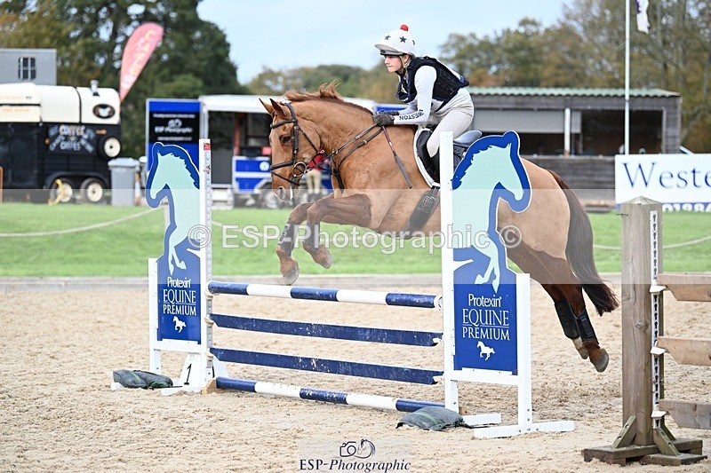 241117-134124-04246 - Cls 3 90-95cm 13.00 to 14.00