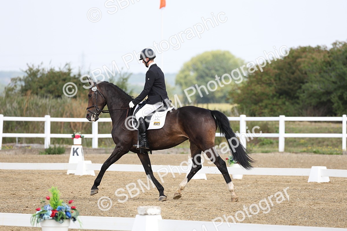 SBM_005896 - Class 6 - Novice 6 - 10.26-11.29