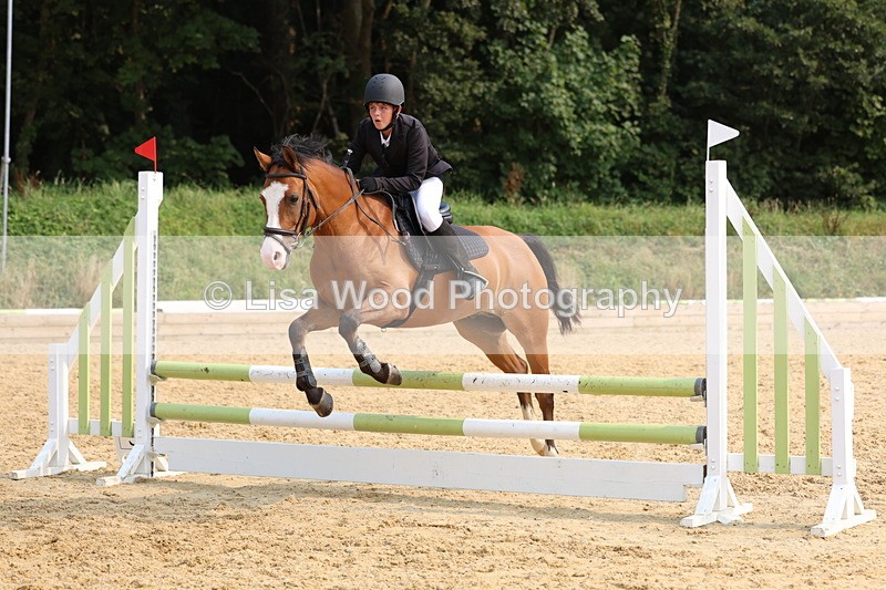 3E7A2902 - Class 11: Junior 70cm