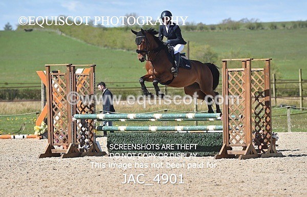 JAC_4901 - CLASS 13 SAT Senior BritiNovice/ 90cm Open