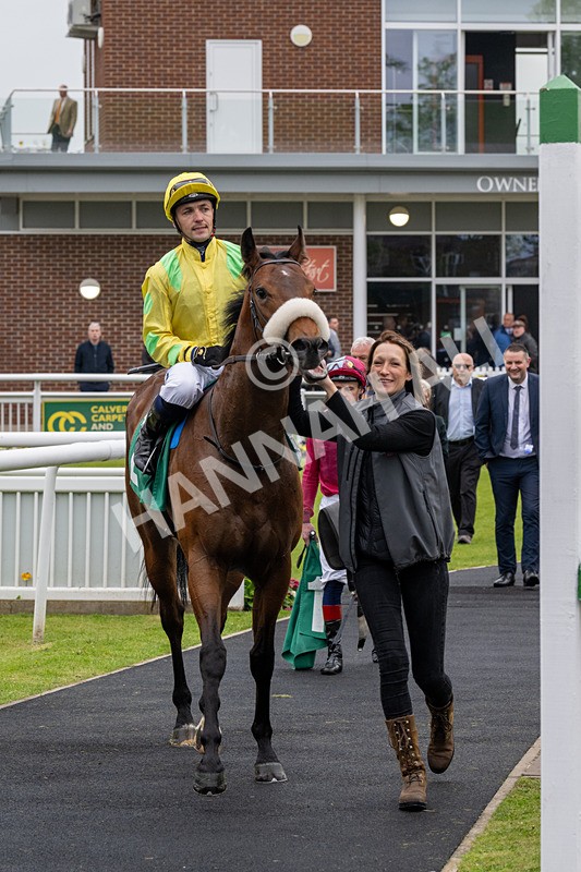 040524-Race 1-End Of Story-3988 - Race 1