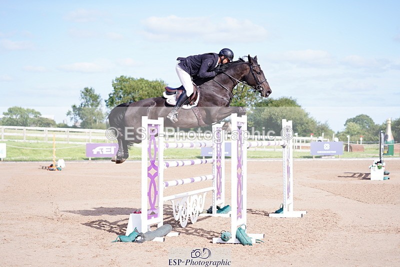 240803A-170102-09442 - Cls 33 National 1.40m Open