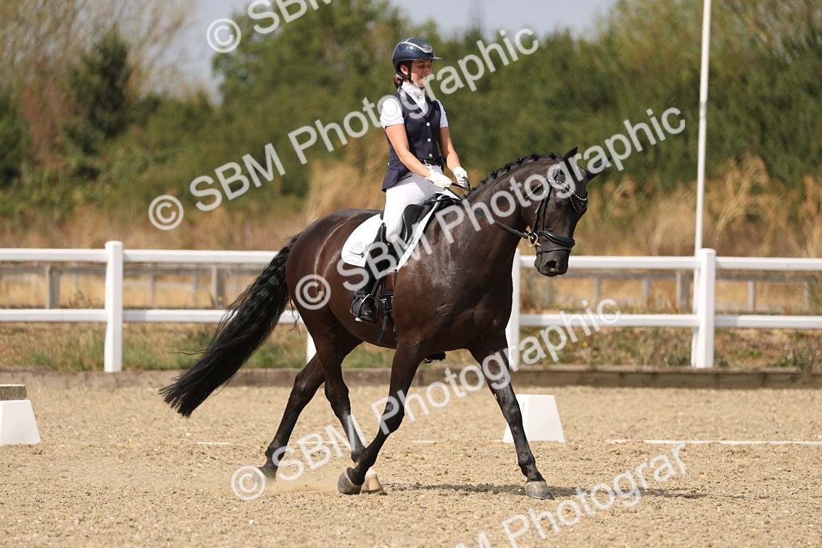 SBM_021929 - Class 22 - M5 Silver13.03.14.07