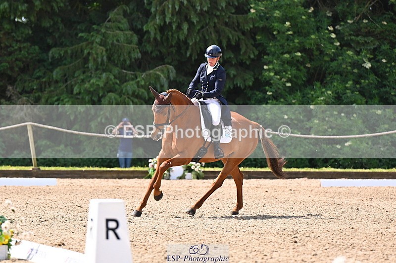 250523A-110658-06223 - C-276-Sammi.Birch-ROSAS.PARTY