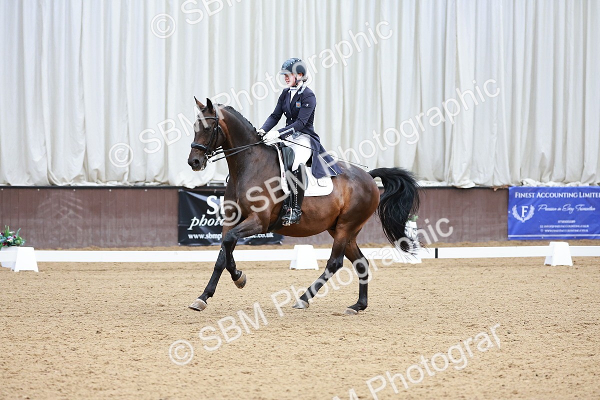 SBM_015810 - Class 5 - FEI INT II - 15.48-17.00