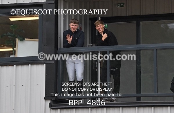 BPP_4806 - CANDIDS