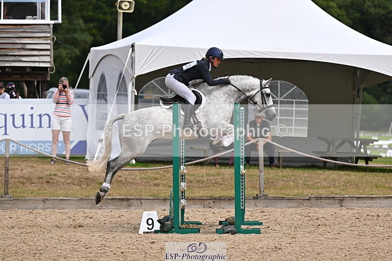 250802A-111945-02502 - C-122-Emma.Langfjord-Friend-MOUNTROSS.FIONN